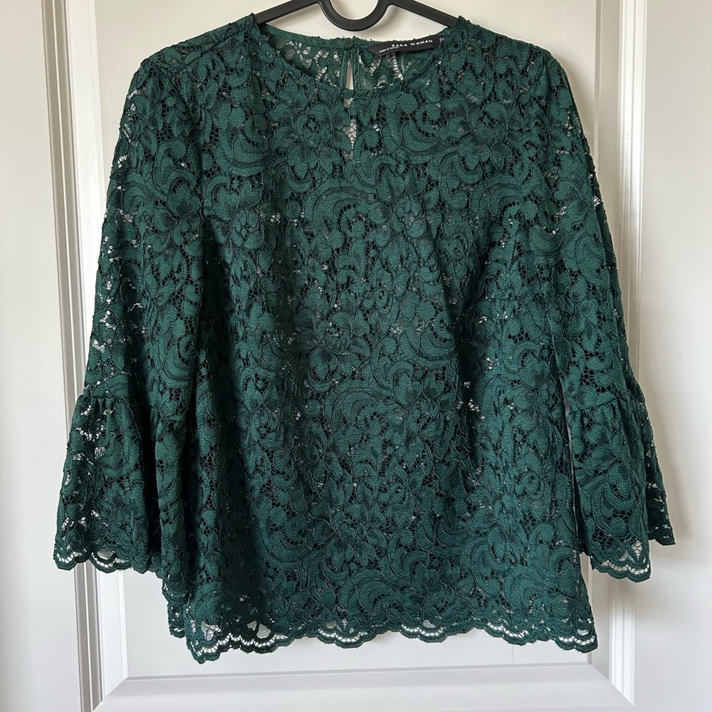 ZARA Woman - Green Lace Top XS